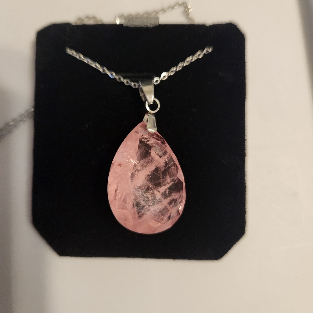 Natural Pink Kunzite Teardrop Pendant Necklace. - Picture 4 of 8